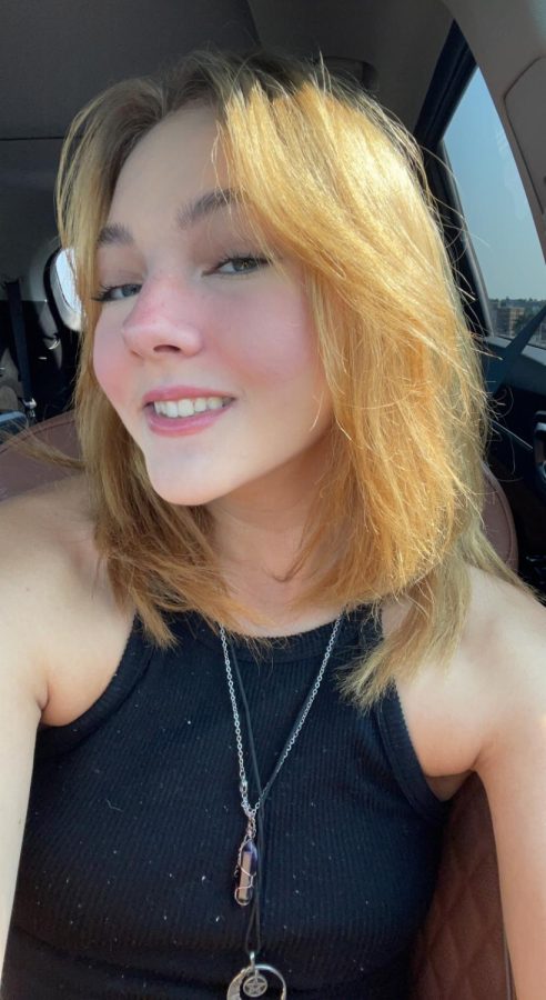 Angie Niver (she/they)